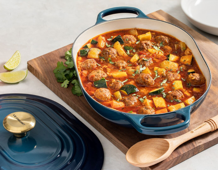 Alb&oacute;ndigas en Salsa de Tomate con Calabacita